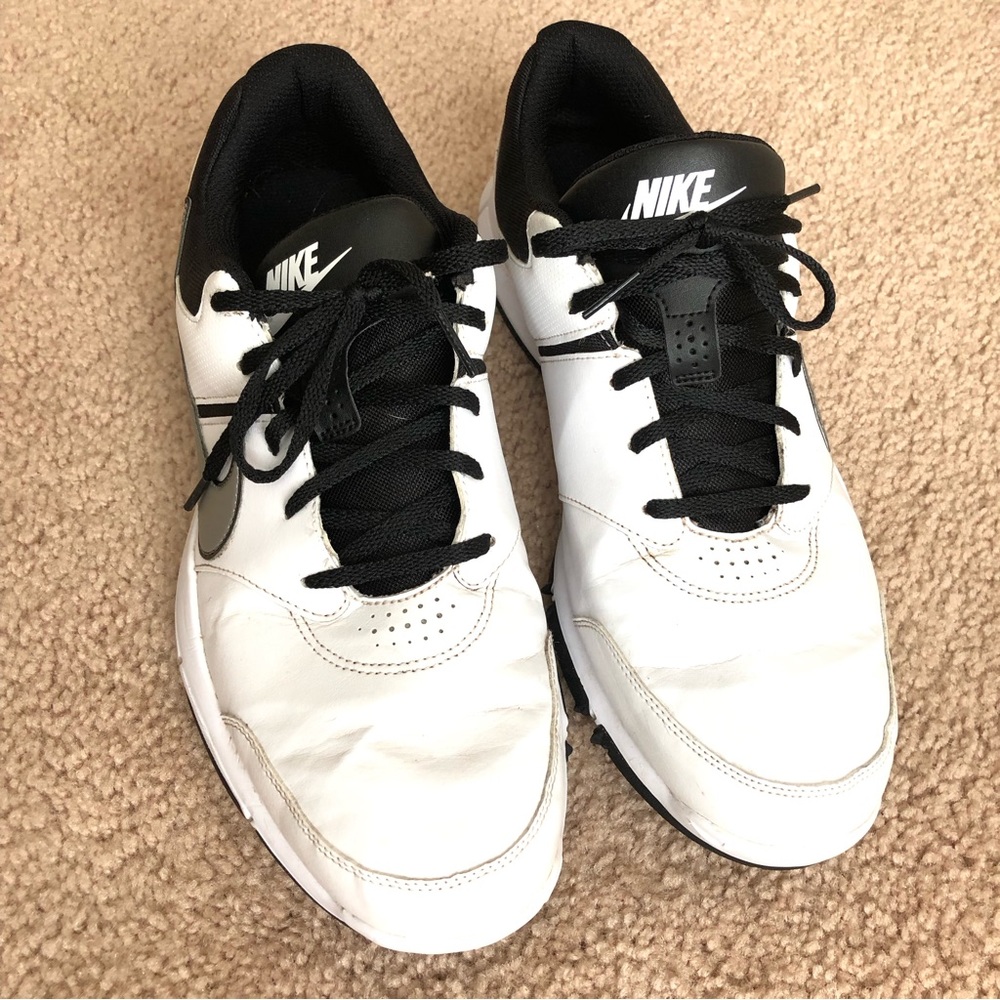 Men’s Nike Golf Cleats Size 11.5